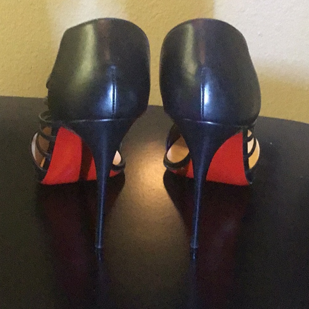 Christian Louboutin “ ANTINORINA 100 NAPPA 42”💕 - Picture 5 of 9